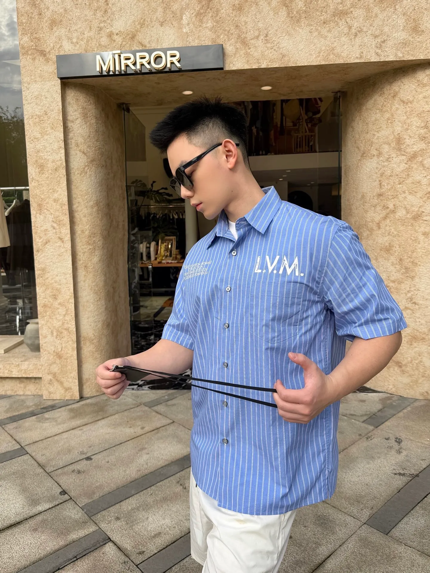Louis Vuitton/